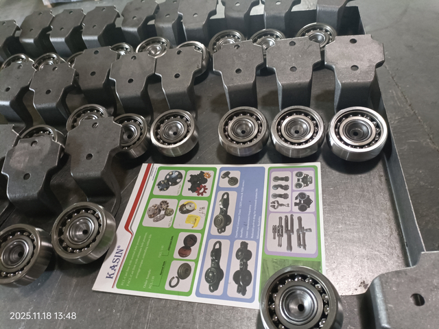 Industrial Trolleys & Chain Conveyor Carts: Engineered for Efficiency