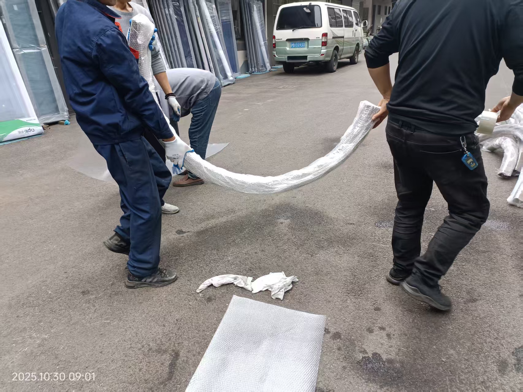 7000 plus Enclosed Track Conveyor System Conveyor Line System hanging conveyor system