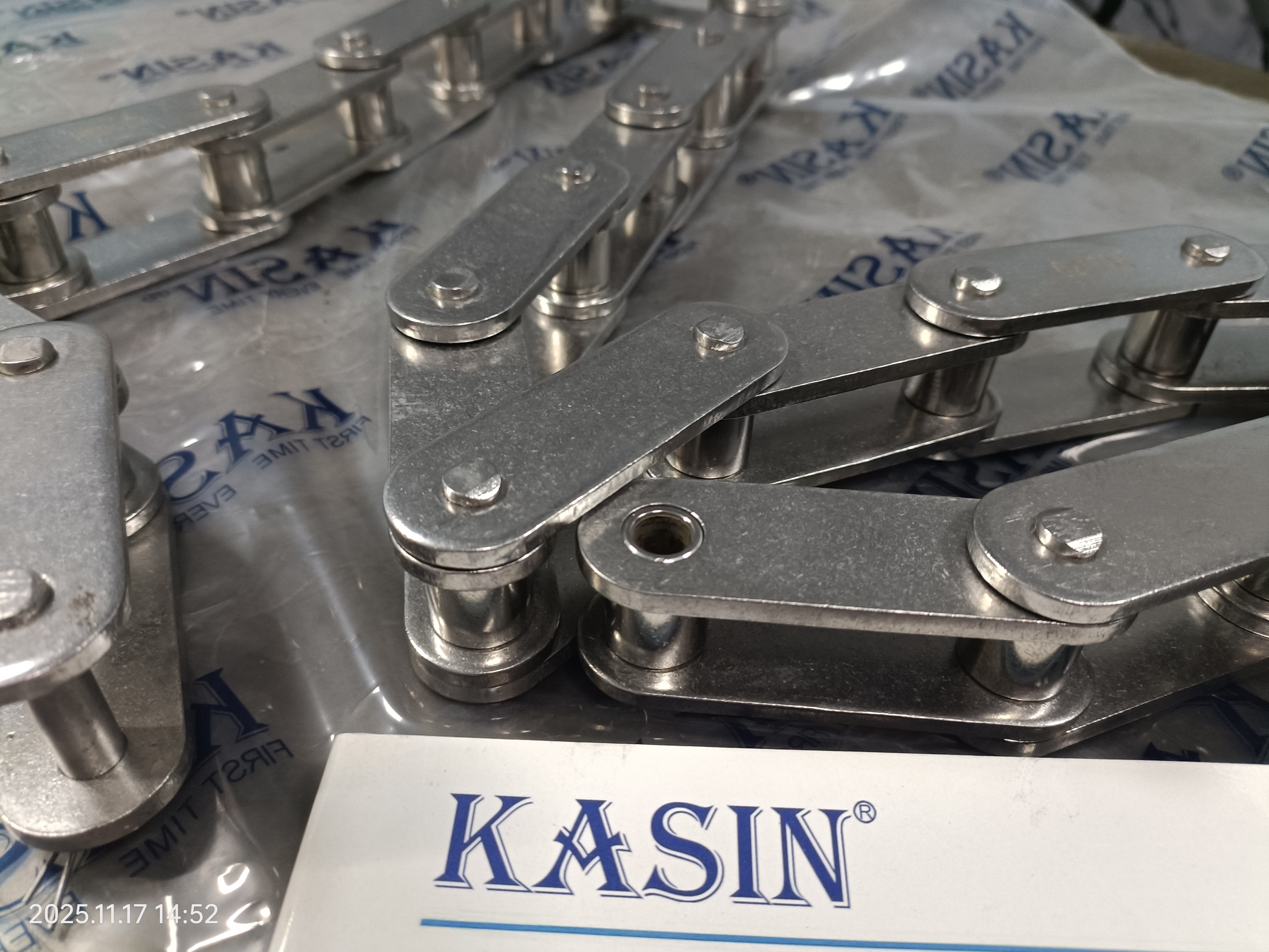 Excellent Double Pitch Roller Chain