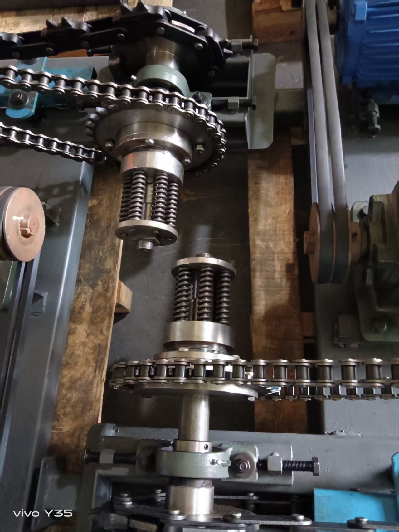 Kasin Industries: Leading the Way in Enclosed Track Conveyor Systems