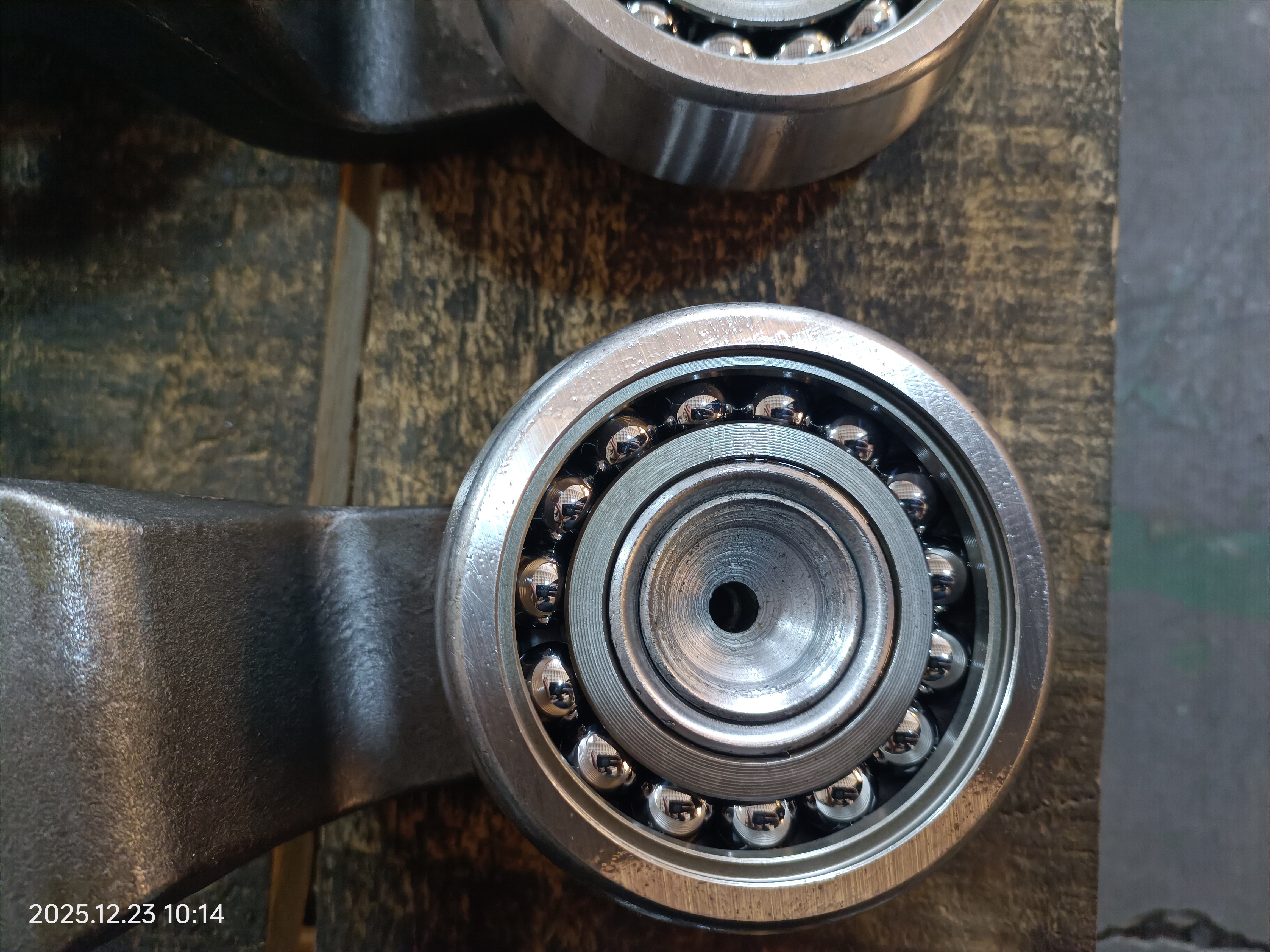 Industrial Trolleys & Chain Conveyor Carts: Engineered for Efficiency