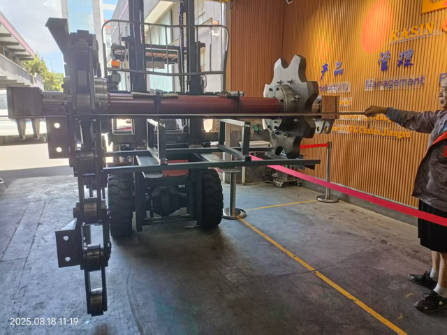 Heavy-Duty Bucket Elevator Chains for Cement Conveying Systems