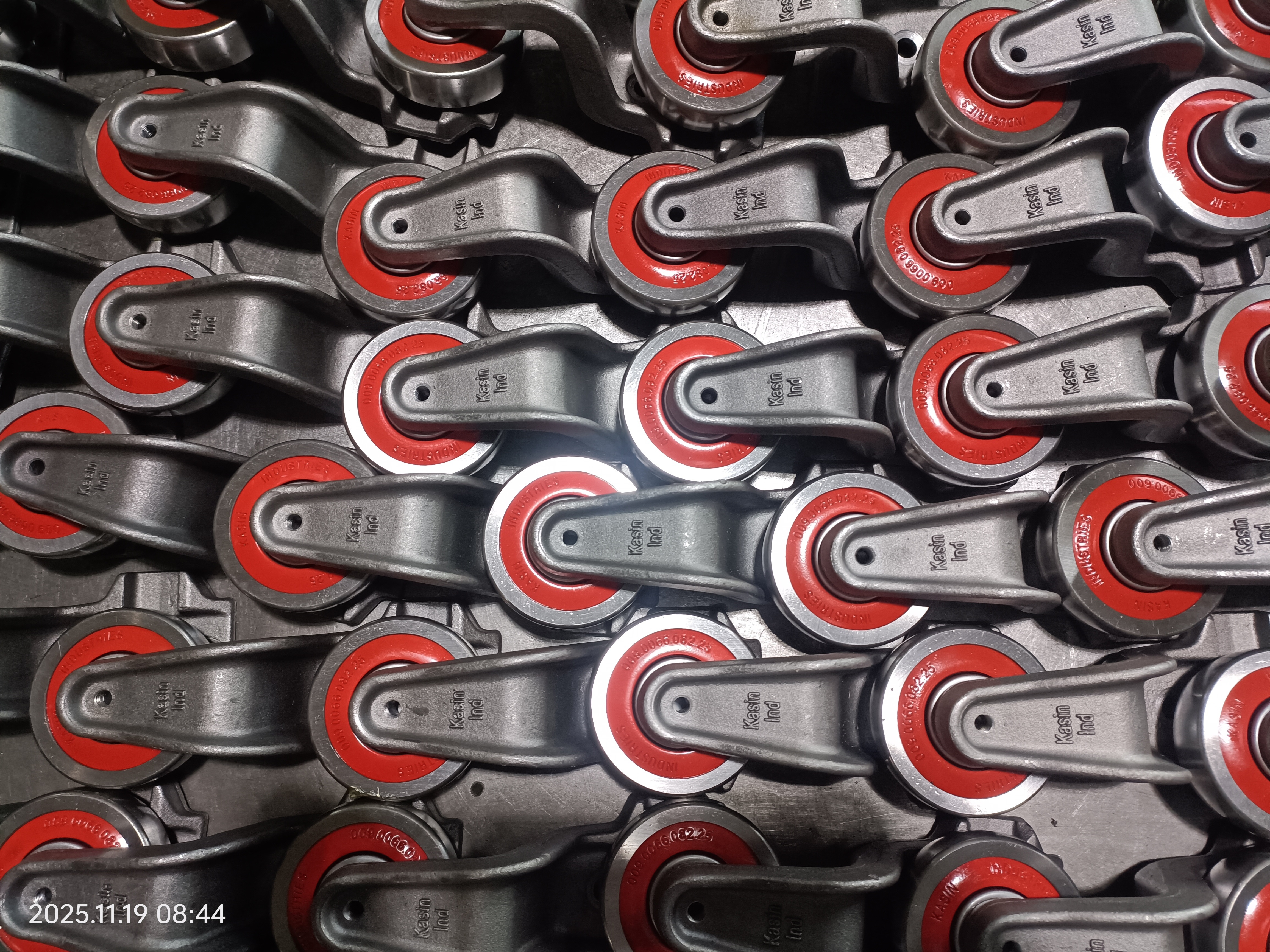 Industrial Trolleys & Chain Conveyor Carts: Engineered for Efficiency