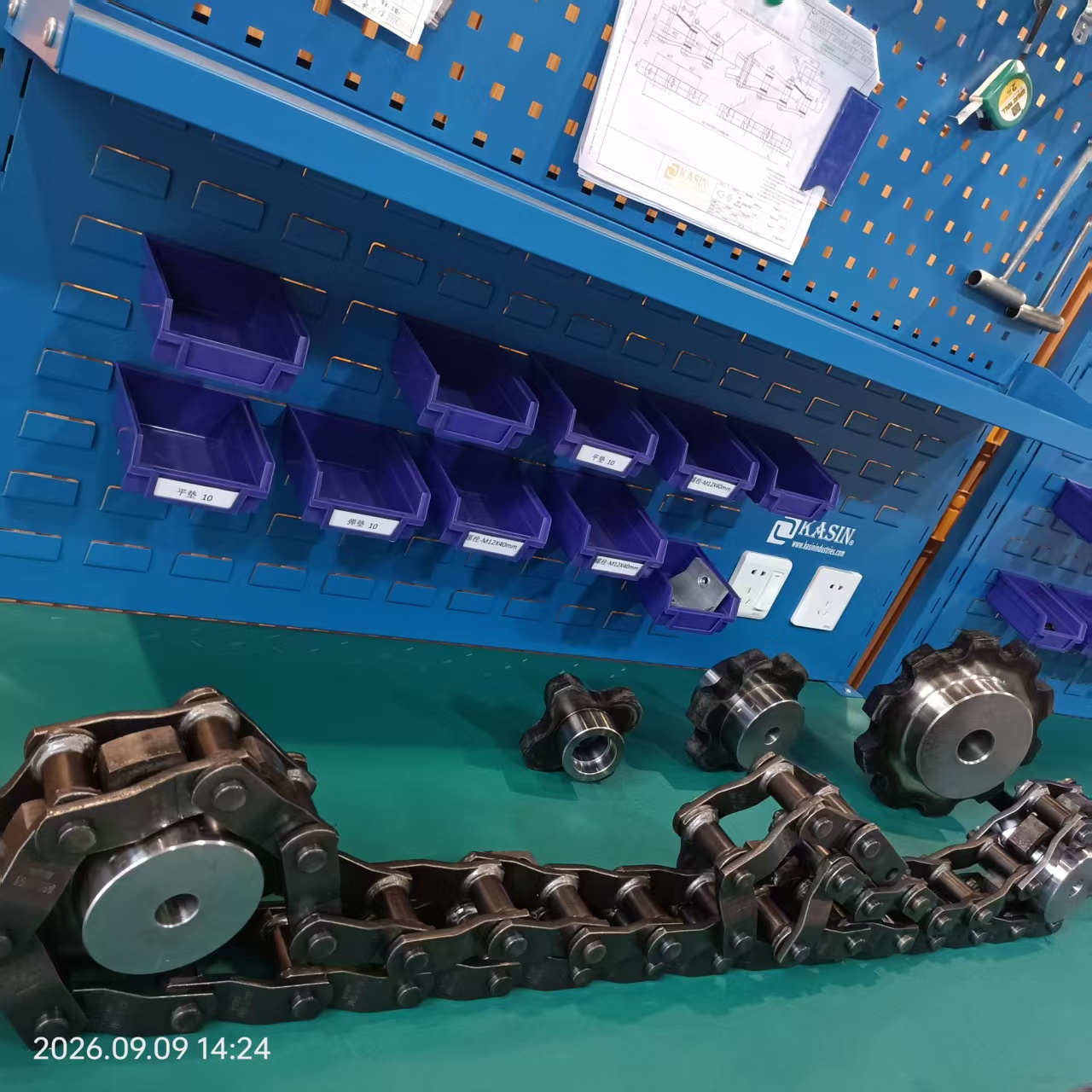 Welded Chain WH/WR Series Heavy-Duty Welded Steel Mill Chain for Demanding Conveyor Applications
