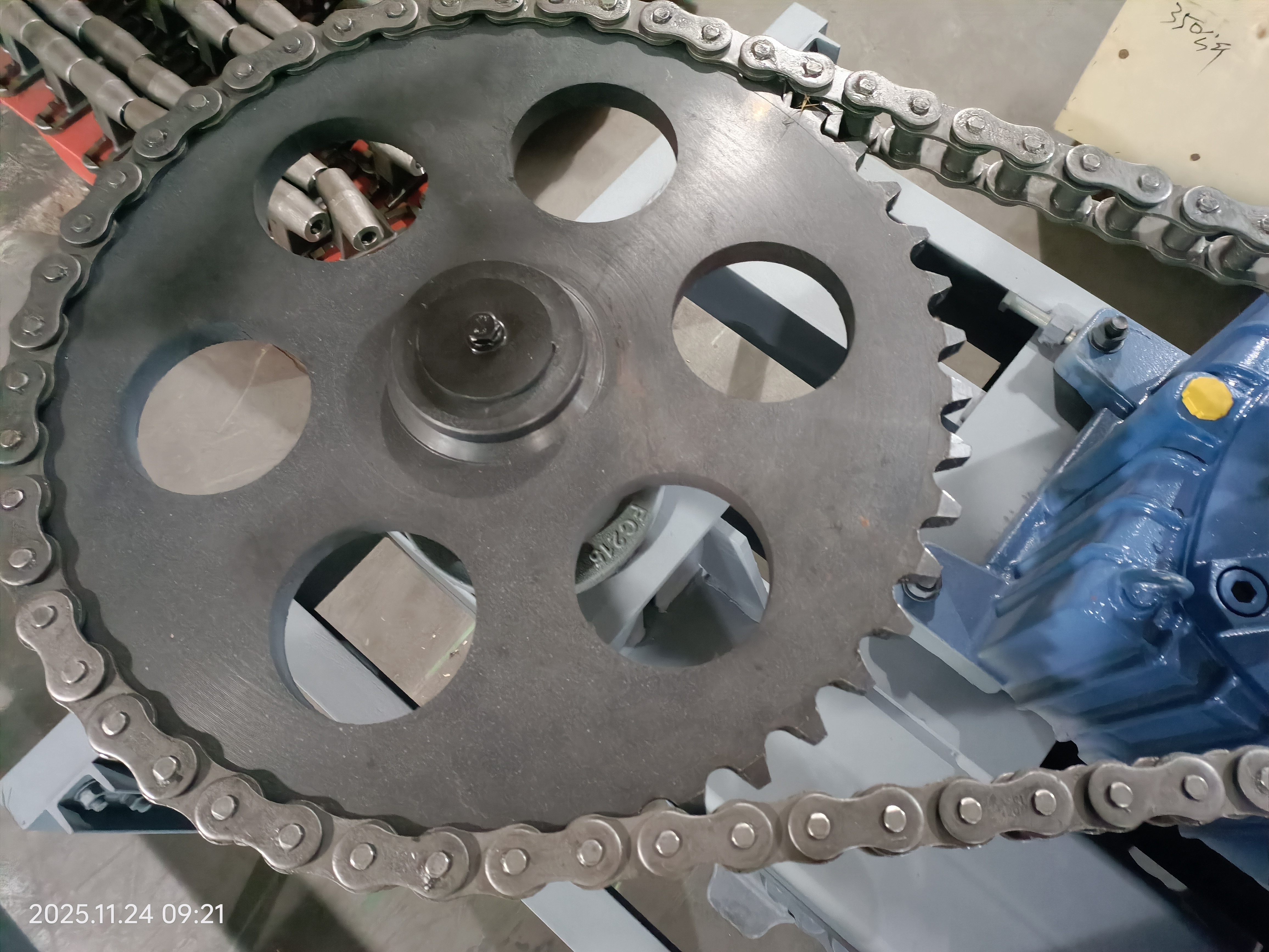 Caterpillar Drive Unit for Drop Forged Rivetless Chain of Conveyor Chain Extreme-Duty Performance