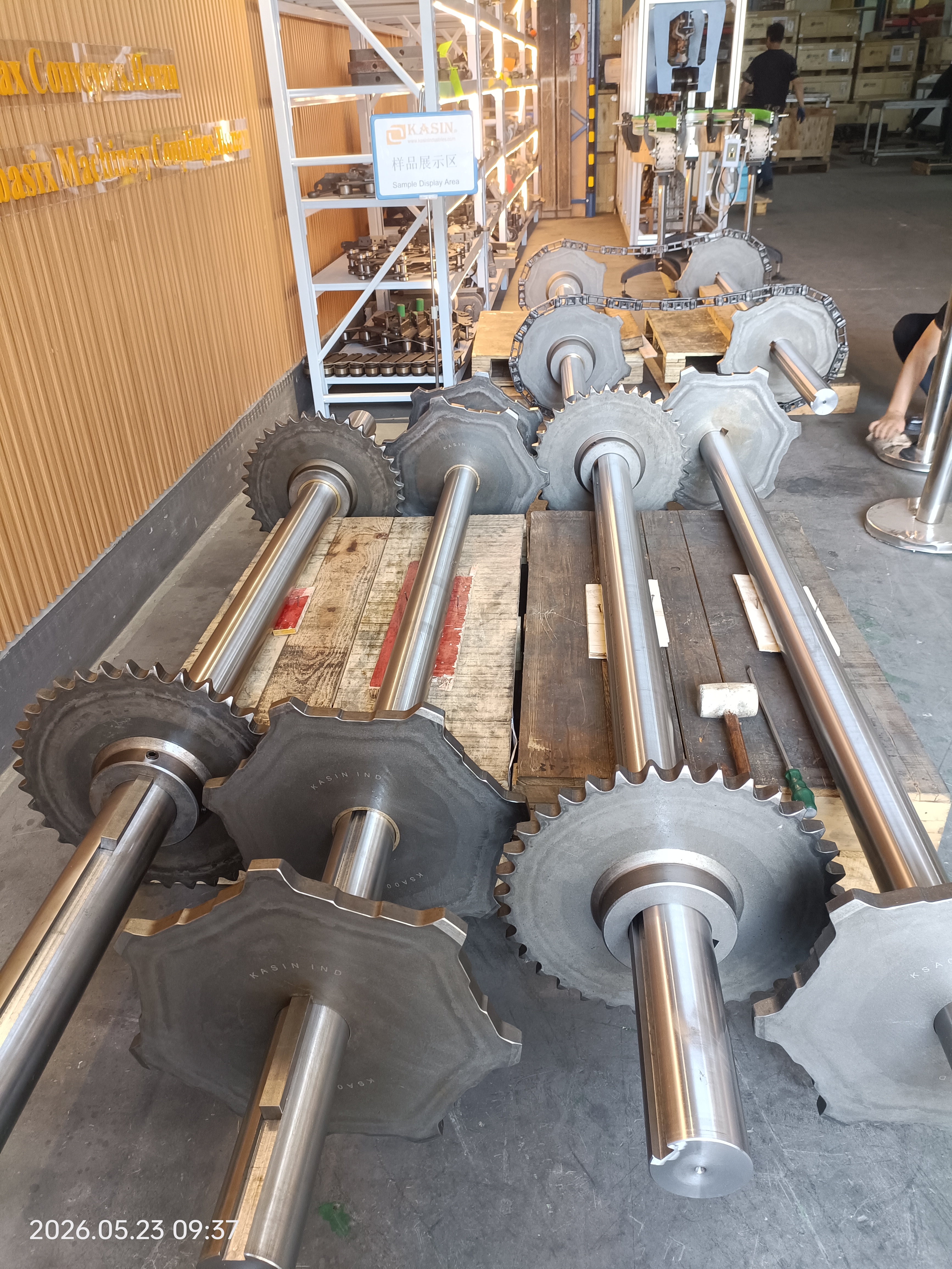 Shaft and Sprocket for Drop Forged Rivetless Chain Heavy-Duty Conveyor Drive Components