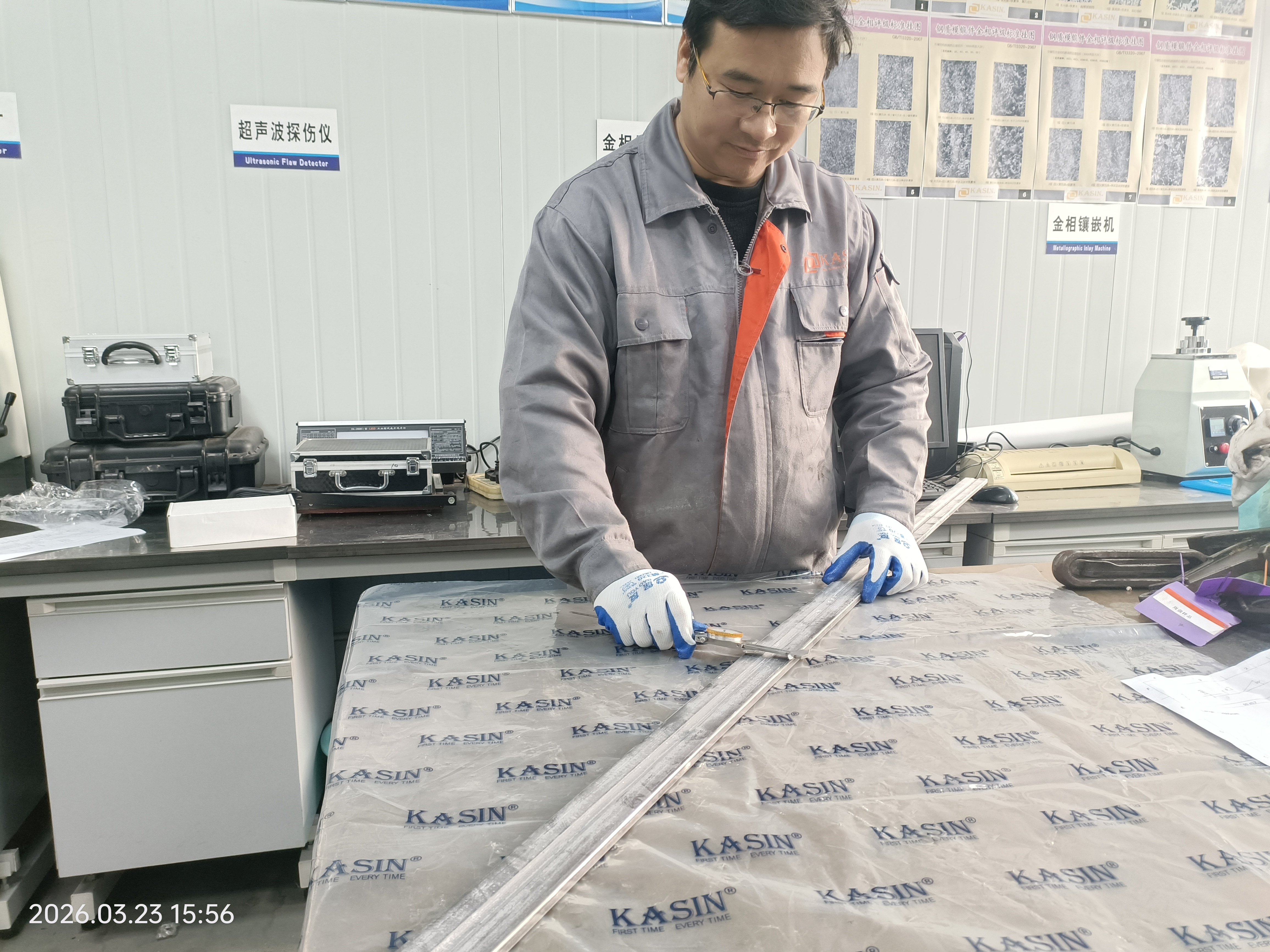 Sprocket, Shaft and Rail for Forged Scraper Chains Heavy-Duty Conveyor Drive and Track Components