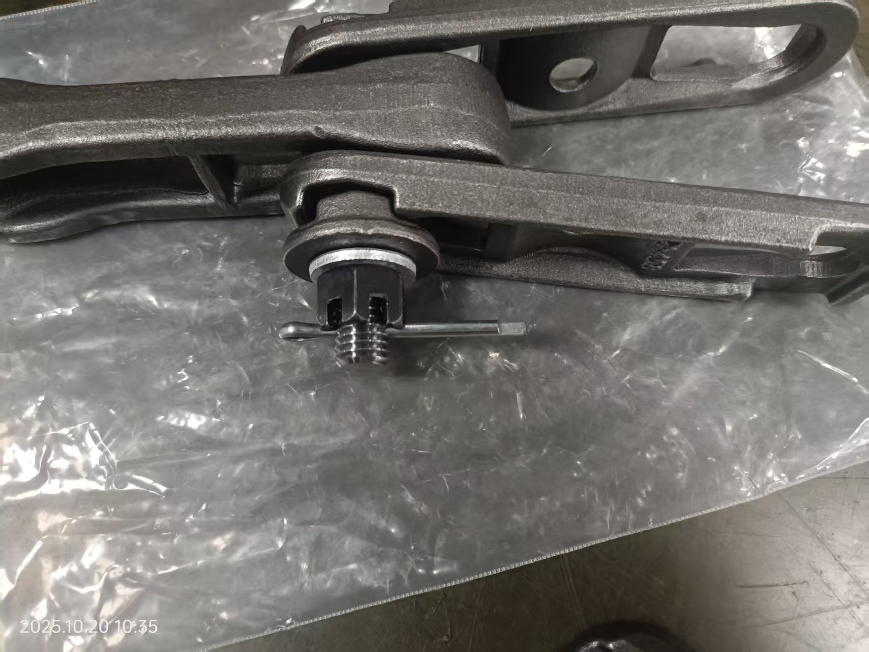 Master Pin for Drop Forged Rivetless Chain The Smart Link for Fast Field Maintenance